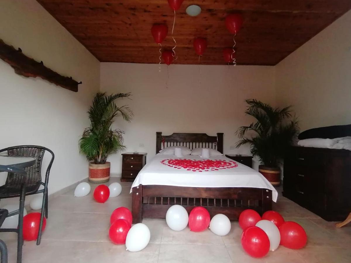Hostal Hilltop Salento Exterior photo