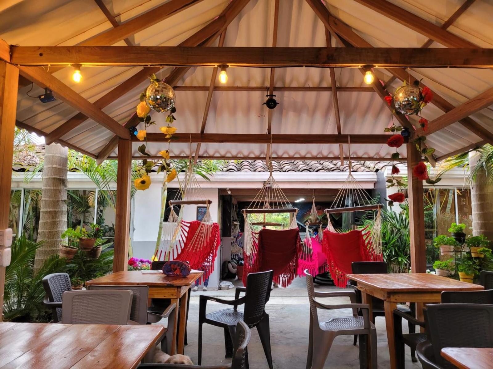 Hostal Hilltop Salento Exterior photo