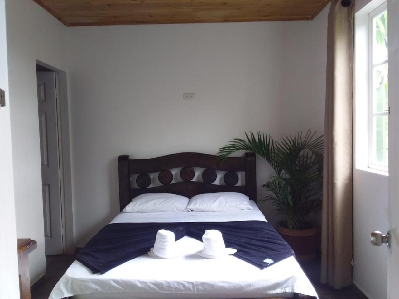 Hostal Hilltop Salento Exterior photo